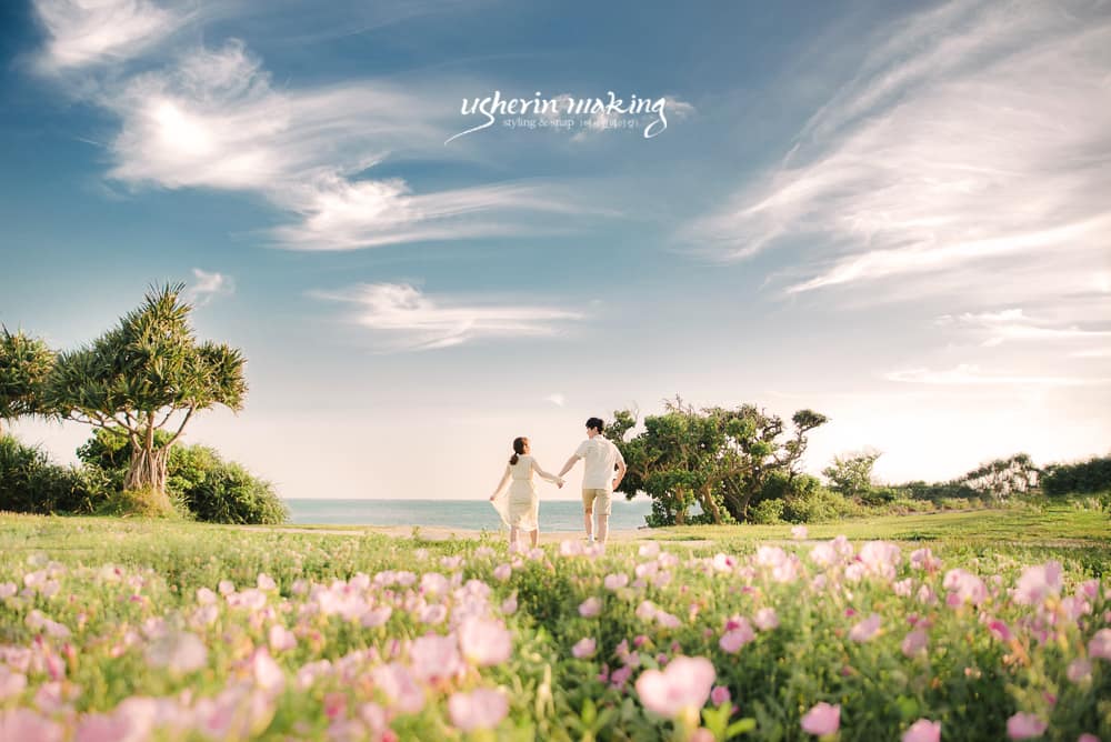 Outdoor pre-wedding session in Okinawa