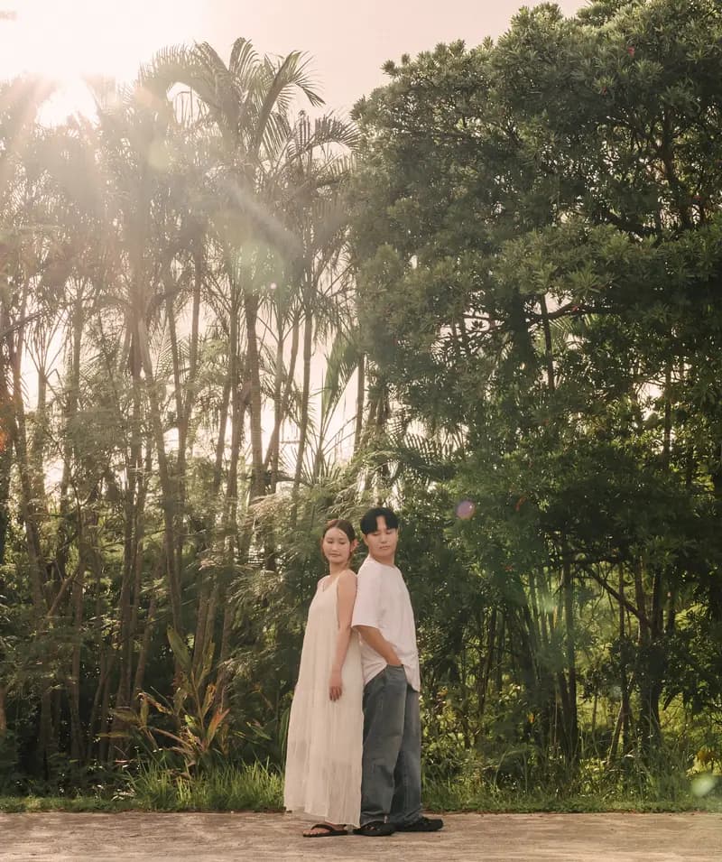 꽃처럼 아름답게✨新婚旅行沖縄カップル写真。